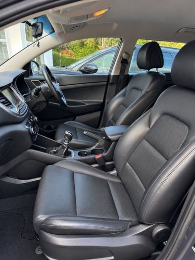 2016 Hyundai Tucson Premium 1.7 CRDi  High Spec