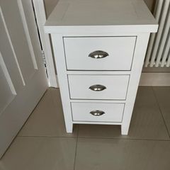 Chest of Drawers and Bedside Lockers Matching Set