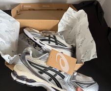 Asics Gel Kayano 14 Beige