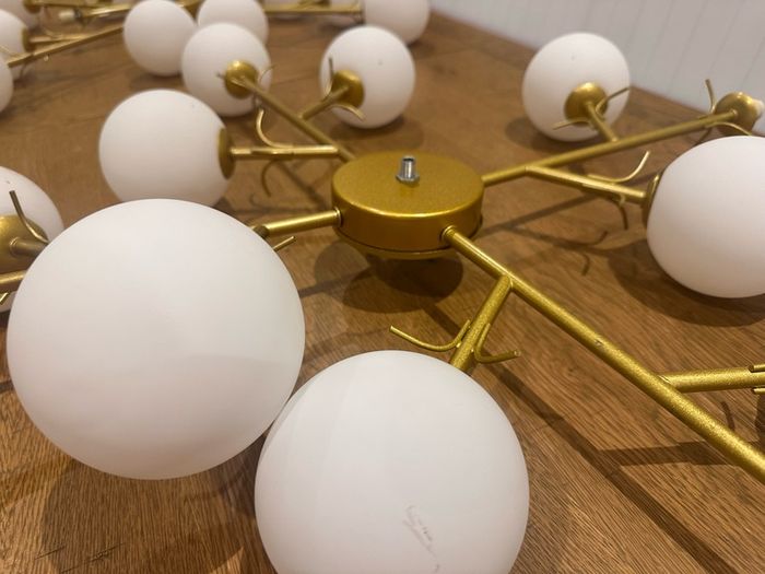 2 x ceiling lights