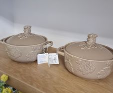 Ceramic oven dishes 2 for sale