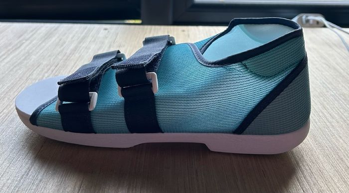 New Ossur Mesh Top Post Op Shoes