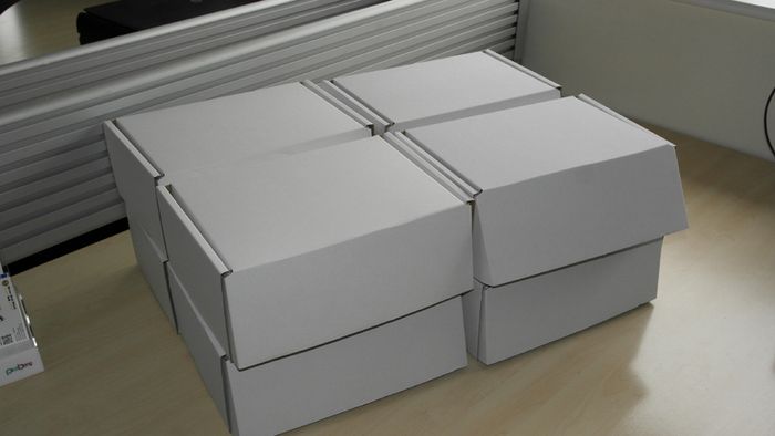 Lot of 5 pcs ecommerce shipping boxes eco friendly cardboard retail box for online shop, online retail gift colelct Size 28 cm x 18 cm x 11cm
