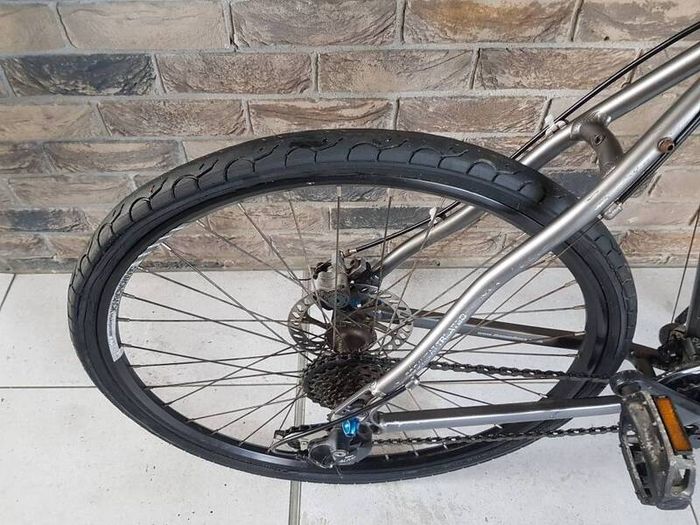 diamondback mens bike( can deliver)