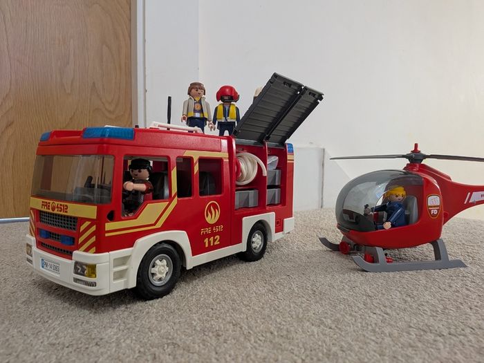 Playmobil fire truck + fire rescue helicopter