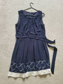 Stella Morgan Dress size 12