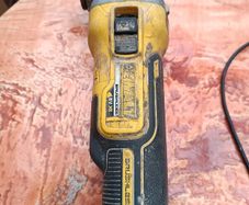 DeWalt angle grinder XR 18v