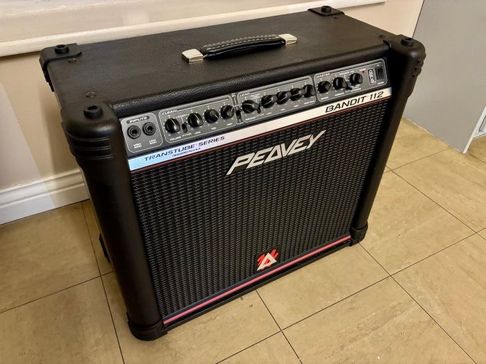 Peavey Bandit 112 Red Stripe 100W Guitar Amp + Footswitch