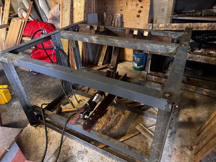 Pallet dismantler