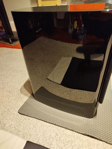 Dynaudio Countour 20i high gloss Black.