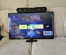 Tv And Soundbar