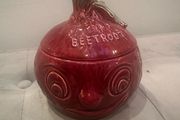 Sylvac Beetroot Dish