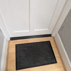Thin door mat