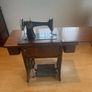 vintage singer sewing machine Image 2