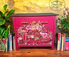 Chest of drawers
