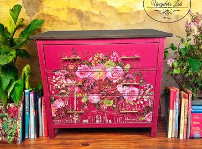 Chest of drawers