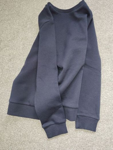 New.M&S boys school/top sweatshirt.age 9/10