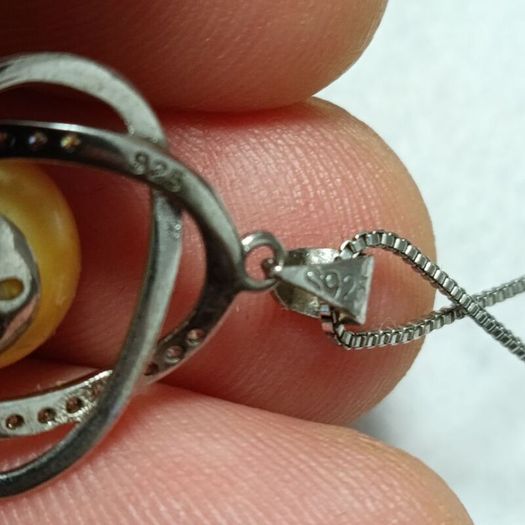 beautiful 925 silver necklace