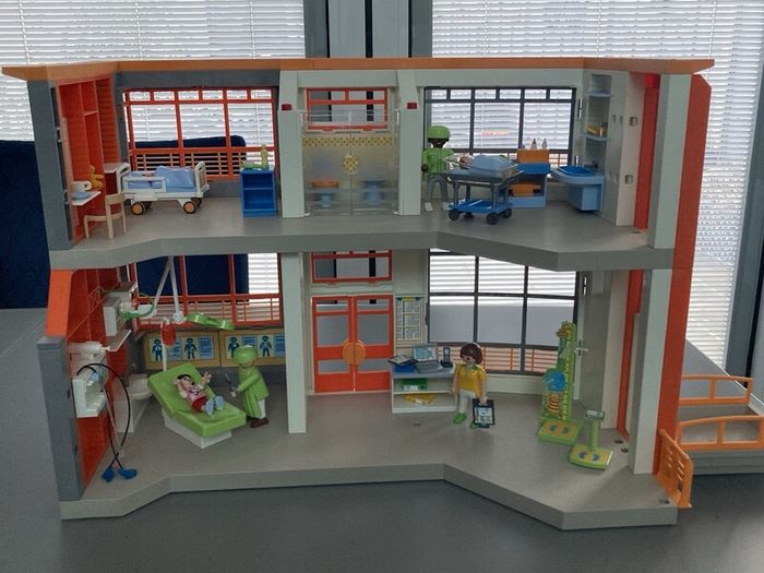 Playmobil Childrens Hospital