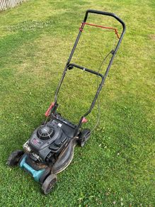 Lawnmower Briggs and Stratton