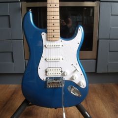 Squier Affinity Stratocaster HSS -  Lake Placid Blue