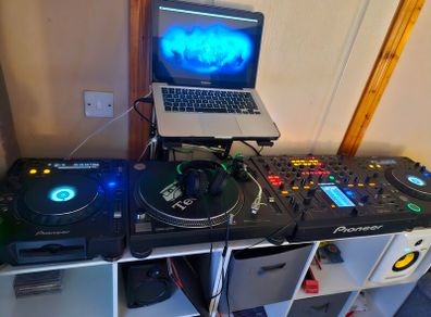 full dj equipment
