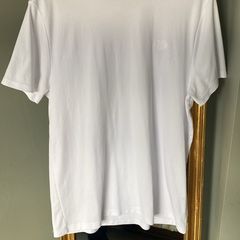 TShirt x 4