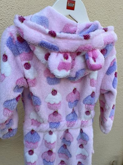 Brand New with tags girls dressing Age 3-4