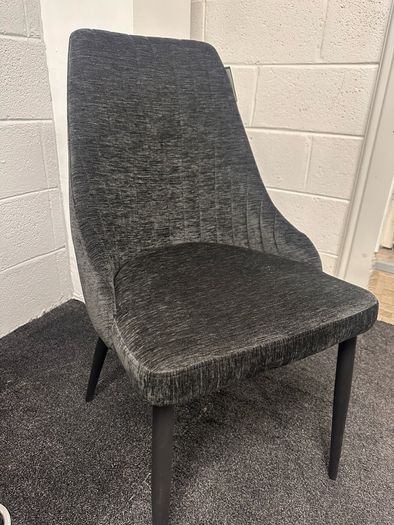 Extendable dining table with chairs on sale