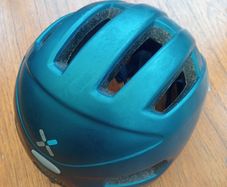 Adult bike helmet