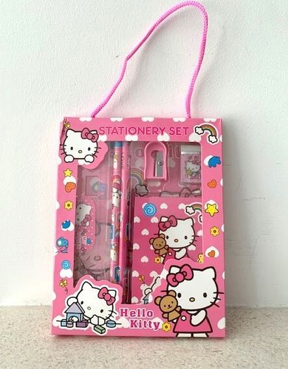 Hello Kitty Stationery