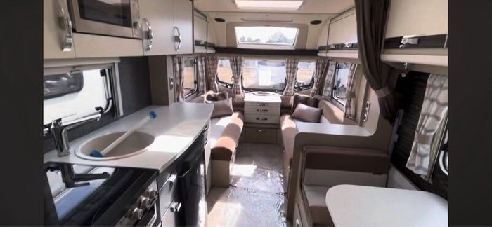 2016 caravan + Awning & Annex