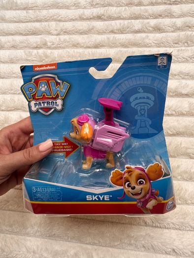 Paw Patrol Ultimate Rescue Skye Action Figure With Sound Please see photos
