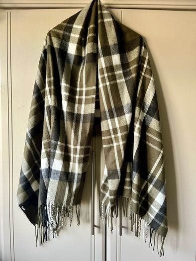 Ladies large scarf