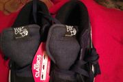 vans runners(childrens size 13.5 us)