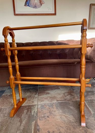 Antique Victorian Style Free Standing Pine Country Wooden Towel Rail Stand Rack