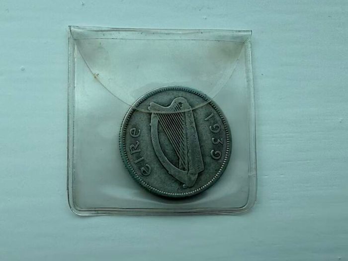 Irish Florin (Floirin) 1939