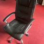 office chairs Image 3