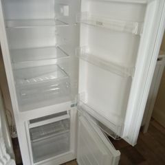 Fridge freezer Logik