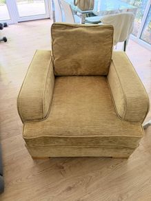 A free armchair