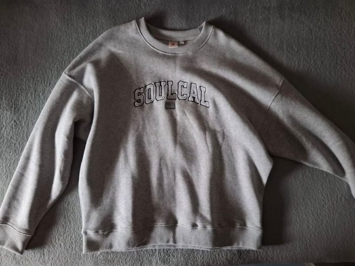 Jumper brand new size XL