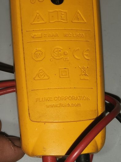 Fluke 323 Multimeter True RMS Clamp Meter - 100% Genuine Item