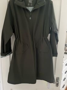 Ladies waterproof jacket