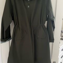 Ladies waterproof jacket