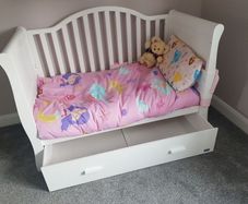 Br baby oslo sleigh cot