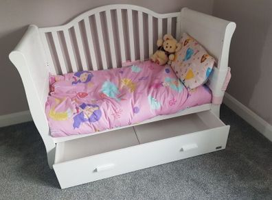 Br baby oslo sleigh cot