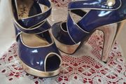 High heels size 4
