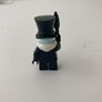 Lego the penguin man from the Batman series mini figure Image 2