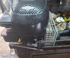 Briggs and stratton engine  4hp