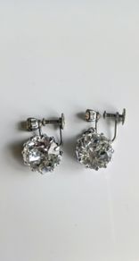 Vintage silver tone rhinestone screw back earrings